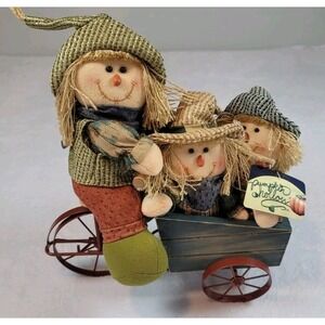 Vintage Pumpkin Hollow "Scarecrow Family" 2005 NWT